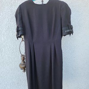 Vintage Nipon Boutique Black Sheath Dress Back Buttons Bow Sleeves   Sz 10 Petit
